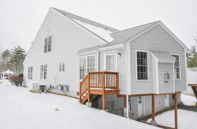 $490,000 | 46 Hadleigh Road, Windham, NH 03087