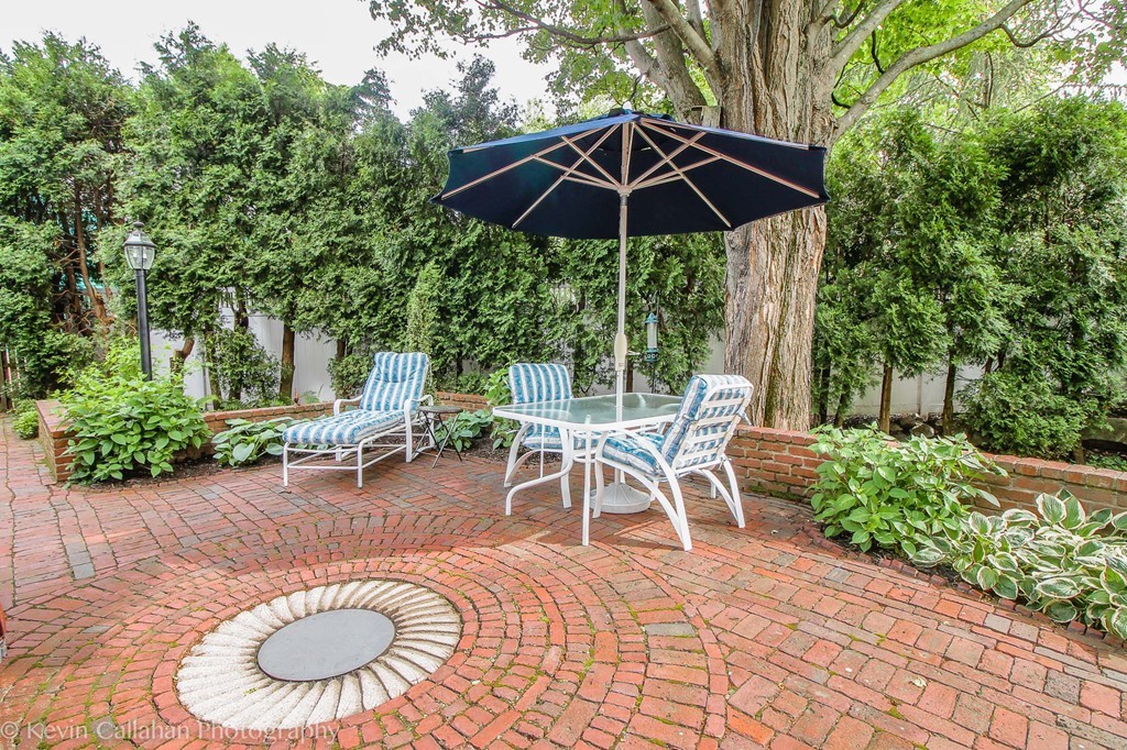 14 Meadowview Road Melrose, MA 02176 - Photo 27 of 30 Gallery Image 27