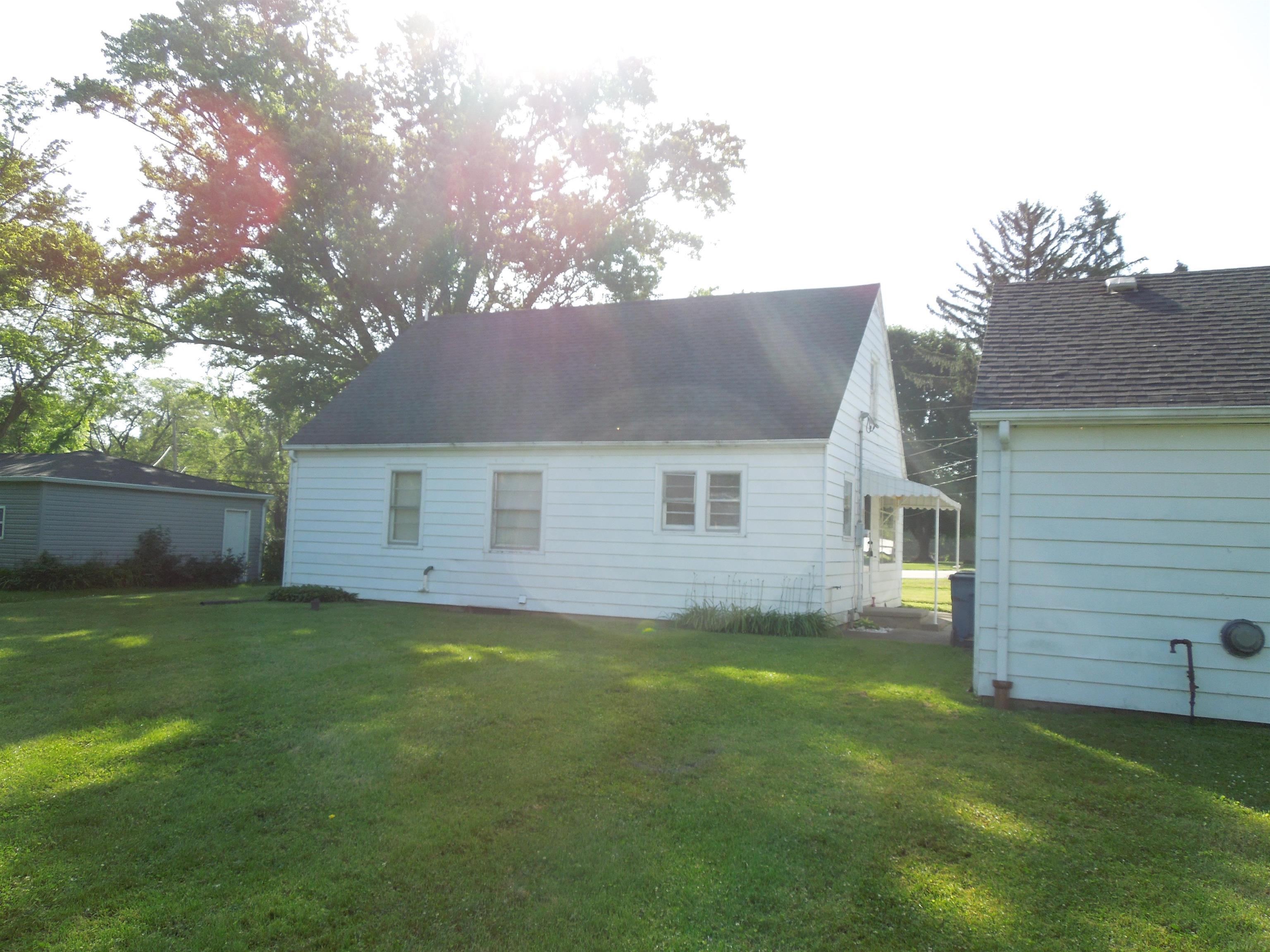 14015 Leo Road Leo, IN 46765 - Photo 3 of 12