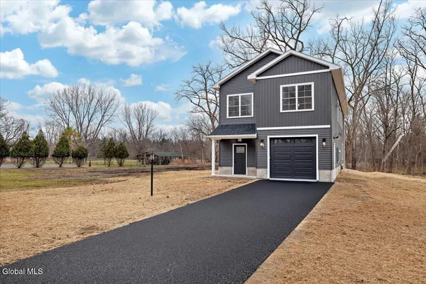 $489,000 | 10 Livingston Avenue, Scotia, NY 12302