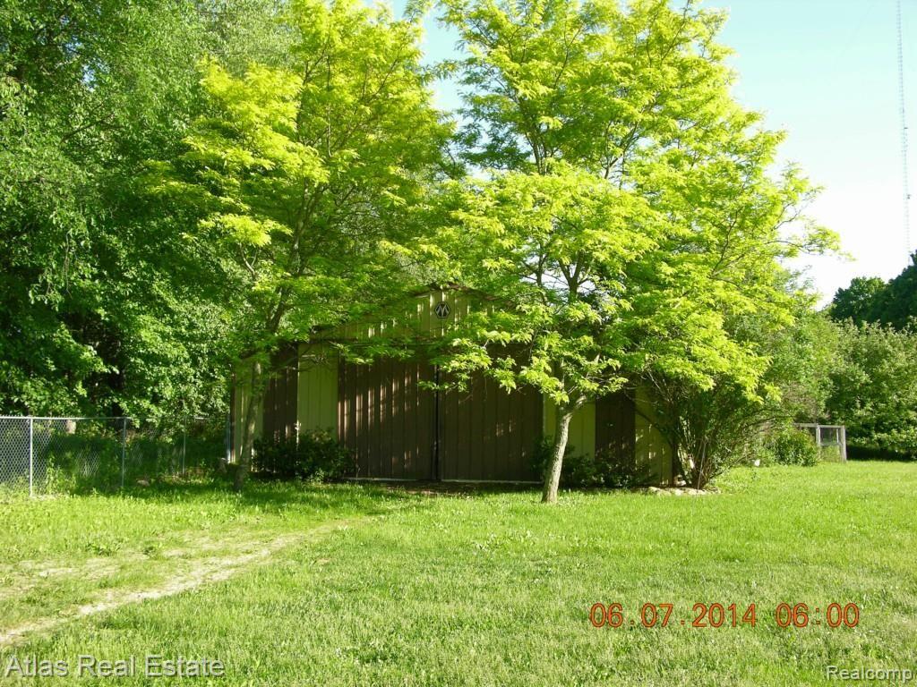 12376 Green Road Goodrich, MI 48438 - Photo 8 of 23 DSCN9292.jpg