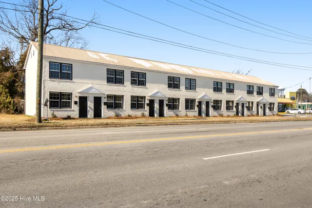 $689,500 | 656 Dr Martin Luther King Jr Boulevard, Kinston, NC 28501