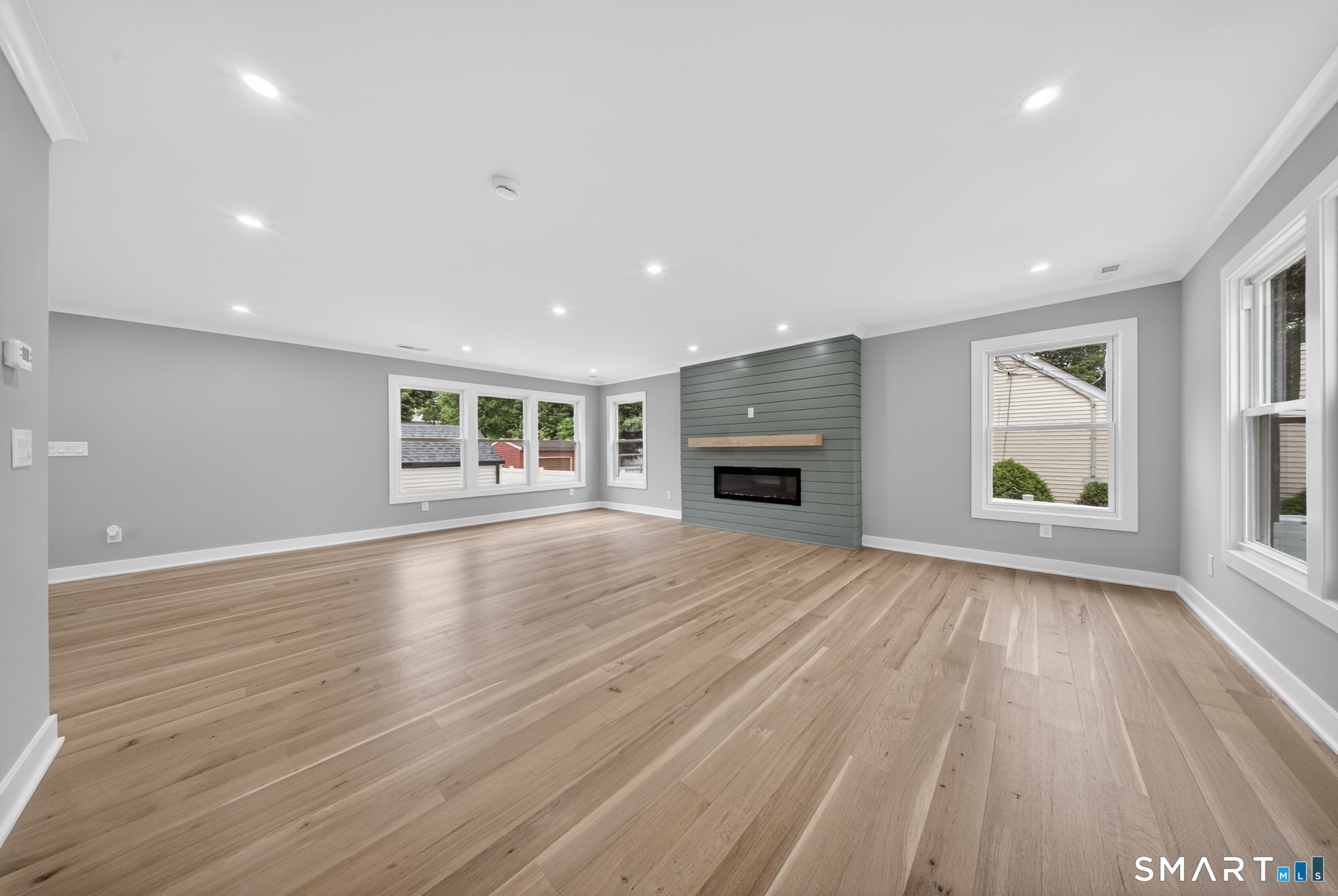 10 Cutrone Road Norwalk, CT 06850 - Photo 6 of 40