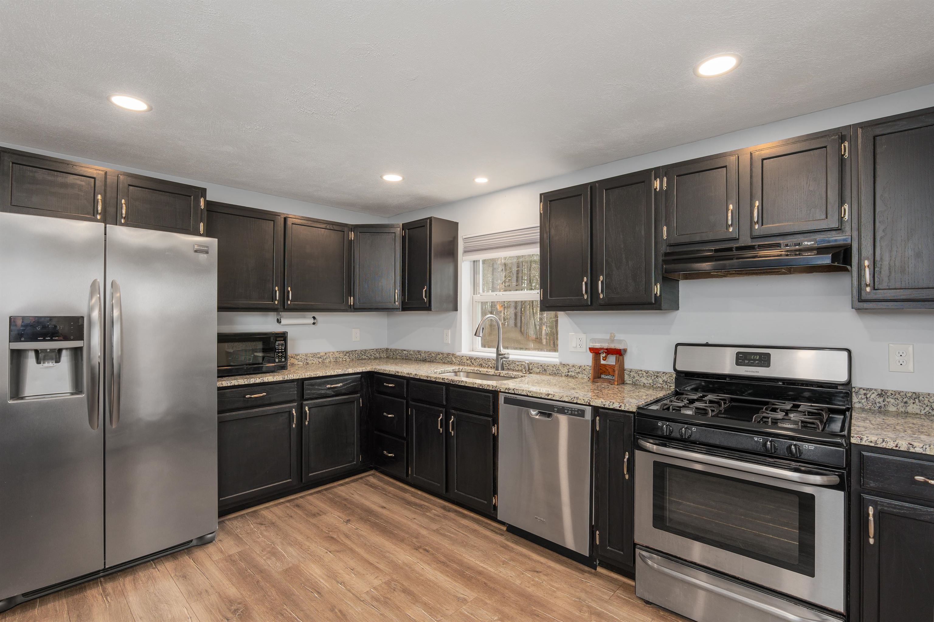 8 Linebrook Road Atkinson, NH 03811 - Photo 2 of 34