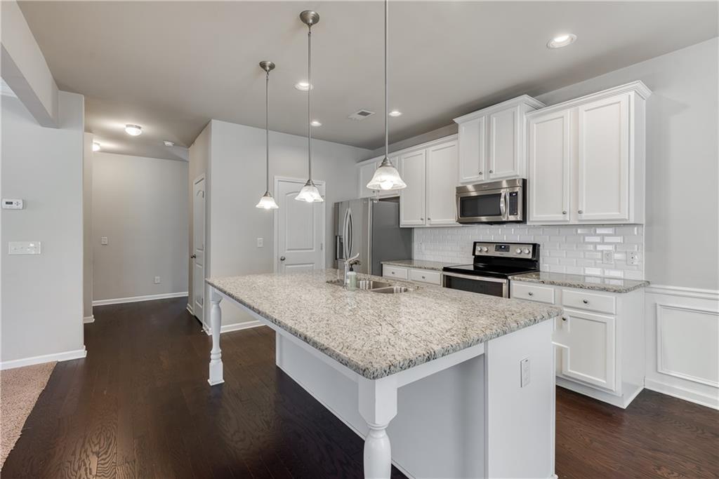5216 Apple Grove Road Northeast Buford, GA 30519 - Photo 12 of 33 Gallery Image 12