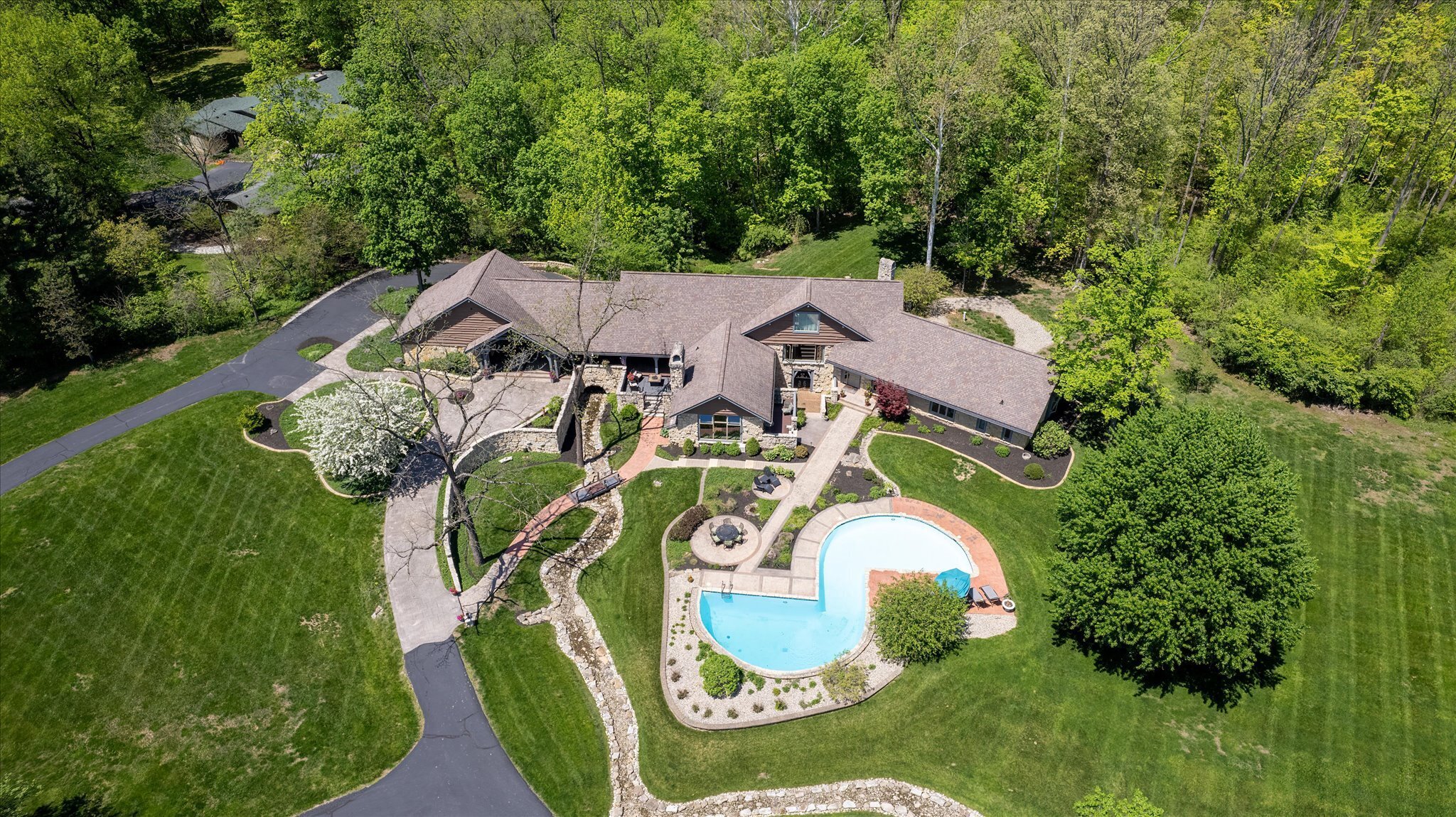 8119 Conarroe Road Indianapolis, IN 46278 - Photo 2 of 54 Gallery Image 2