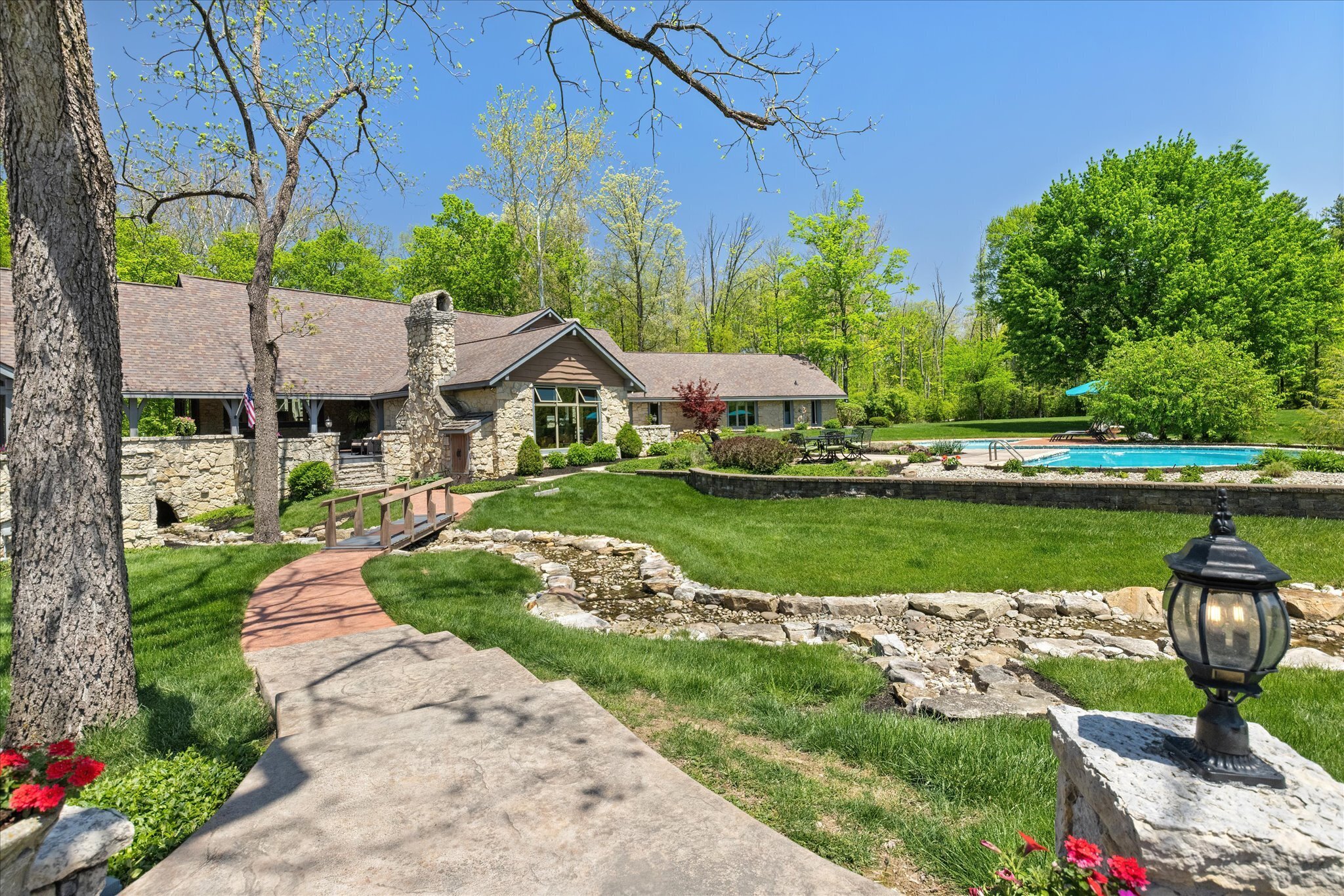 8119 Conarroe Road Indianapolis, IN 46278 - Photo 7 of 54 Gallery Image 7