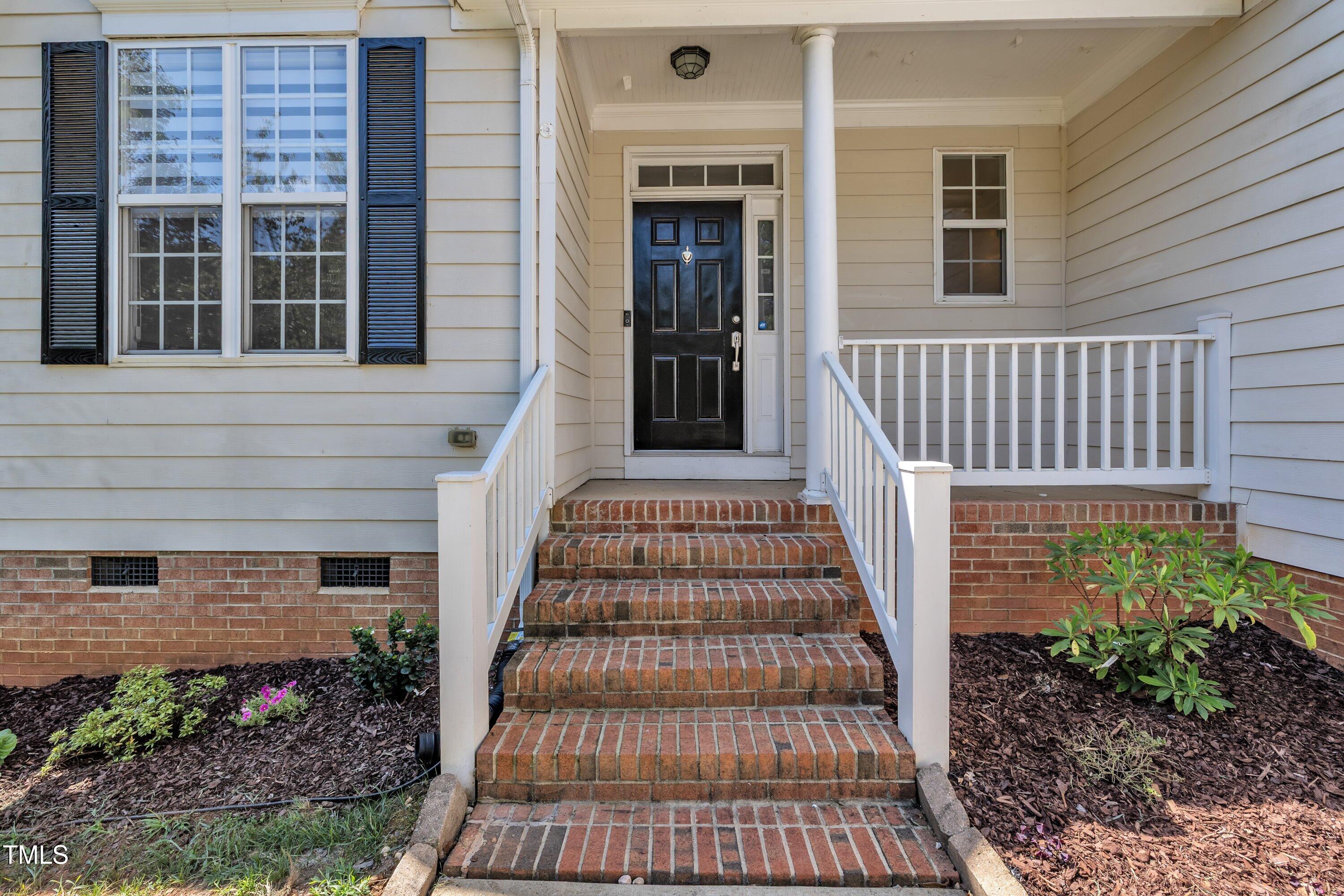 1400 Crete Drive Raleigh, NC 27606 - Photo 3 of 56 07-1400 Crete Dr-12