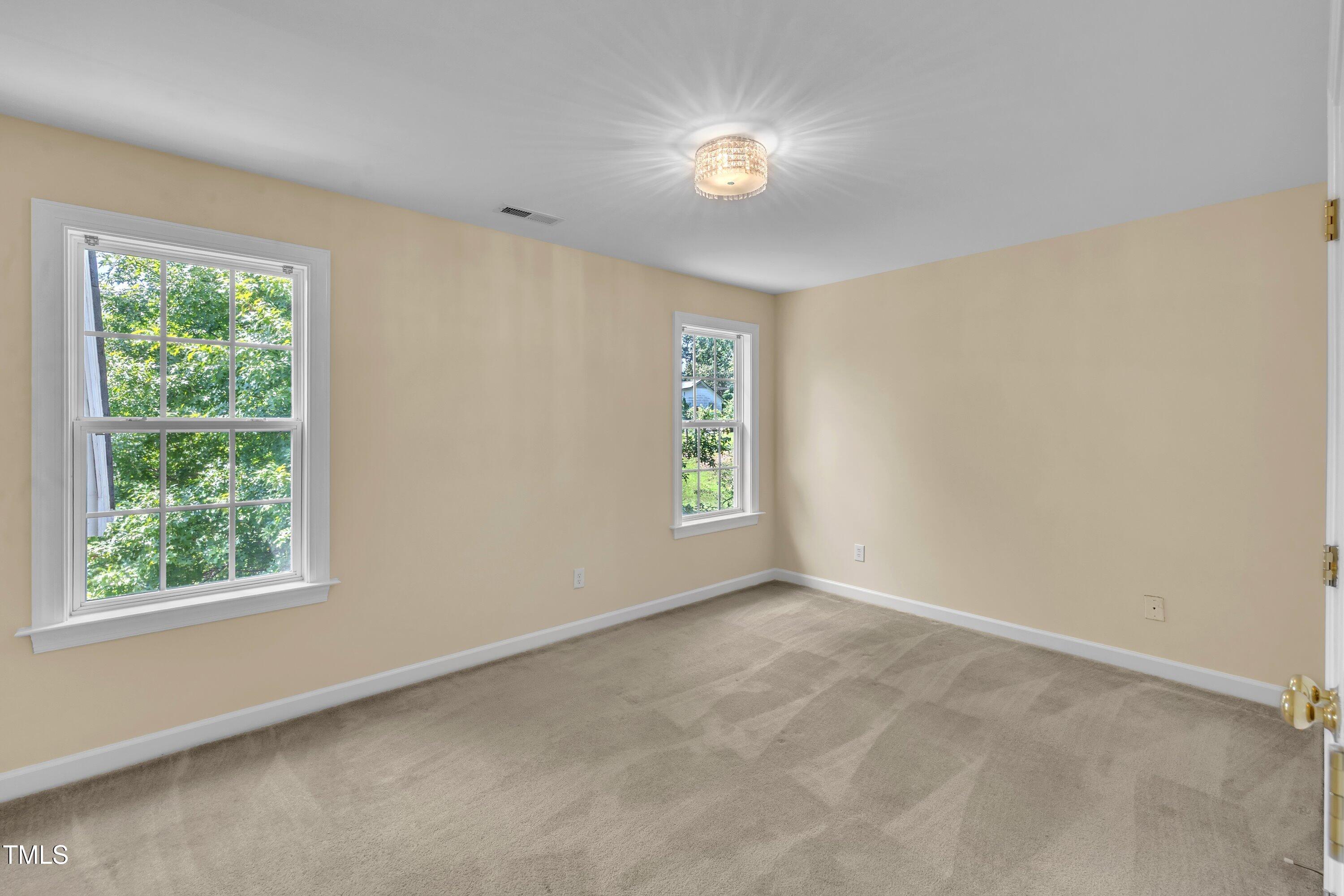 1400 Crete Drive Raleigh, NC 27606 - Photo 33 of 56 39-1400 Crete Dr-47