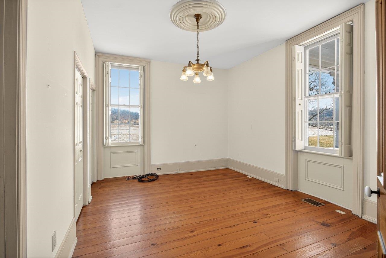 17442 Evergreen Valley Road Timberville, VA 22853 - Photo 18 of 74