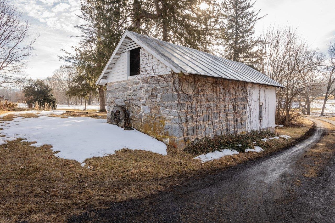 17442 Evergreen Valley Road Timberville, VA 22853 - Photo 48 of 74