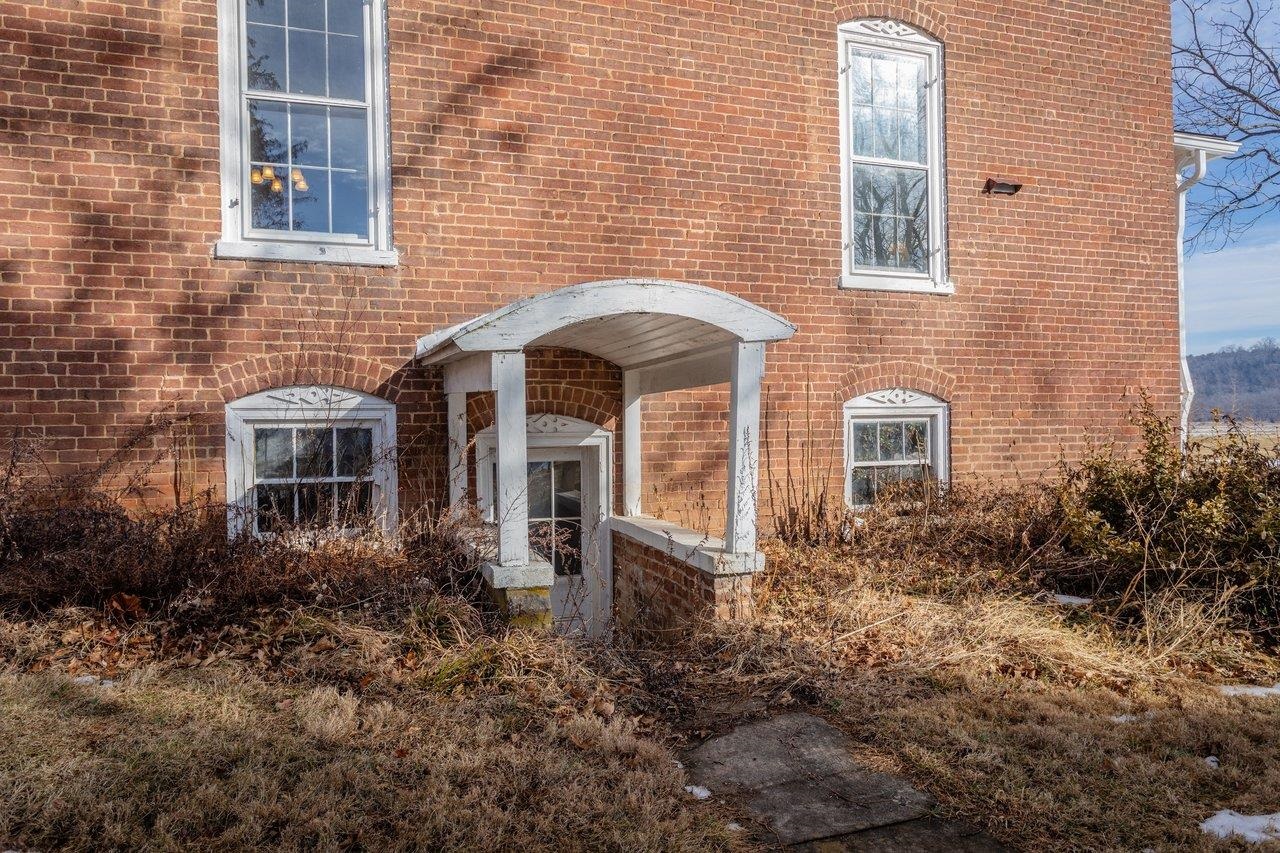 17442 Evergreen Valley Road Timberville, VA 22853 - Photo 49 of 74