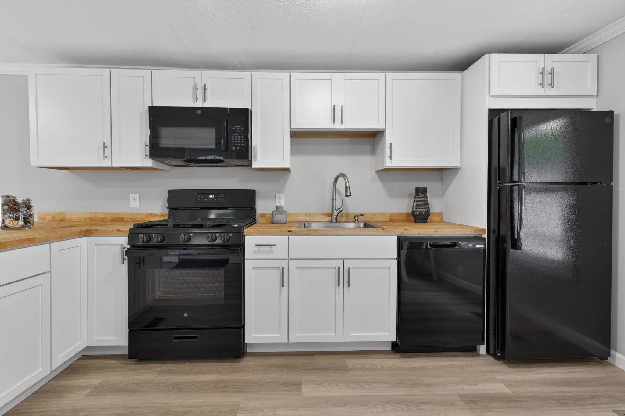 85 Coffin Road, Unit 20 Epping, NH 03042 - Photo 6 of 37