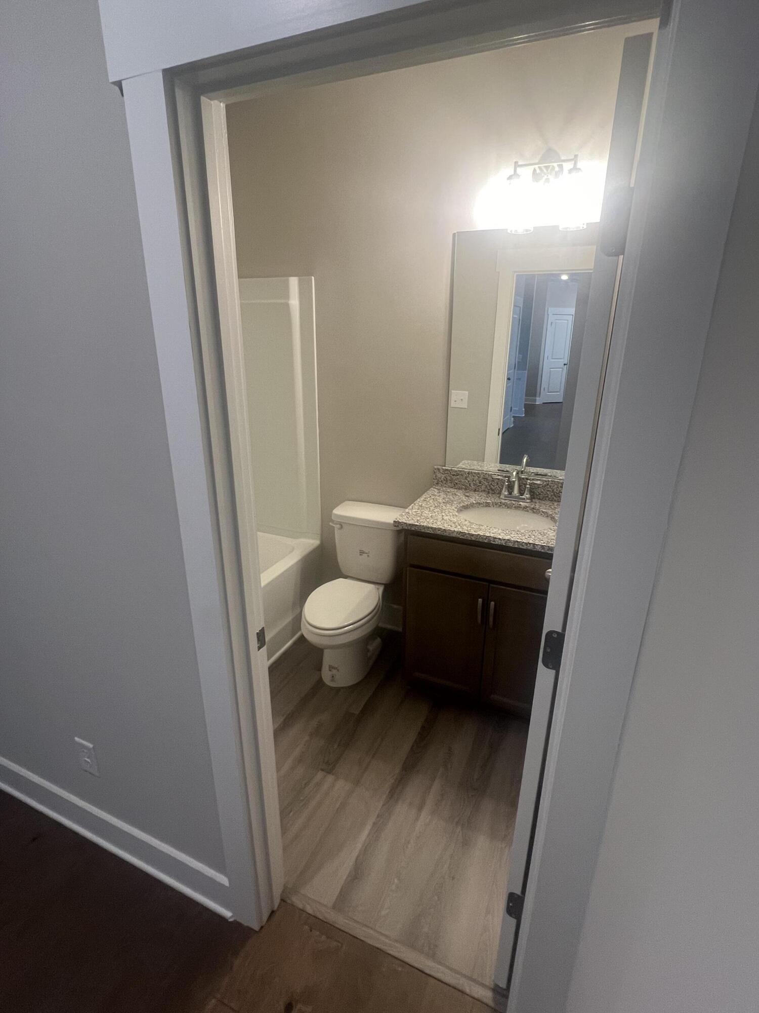 9114 Fuller Road, Unit 4 Chattanooga, TN 37421 - Photo 20 of 25 Main Floor Full Bathroom