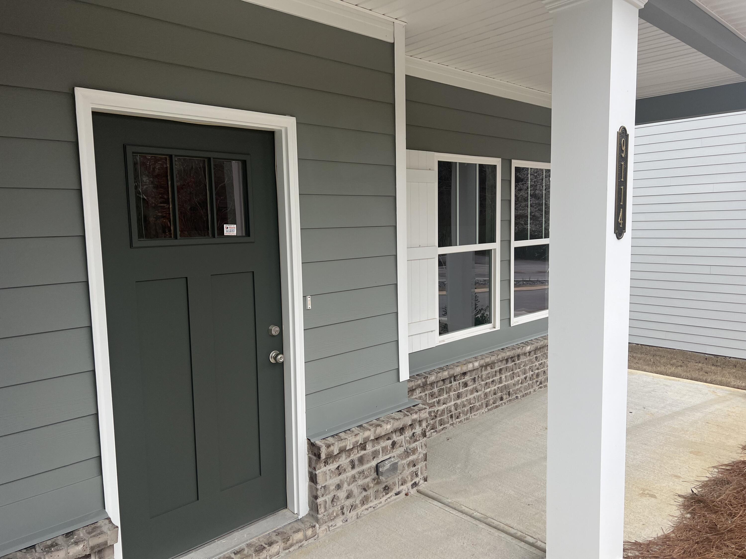 9114 Fuller Road, Unit 4 Chattanooga, TN 37421 - Photo 2 of 25 Covered Front Porch