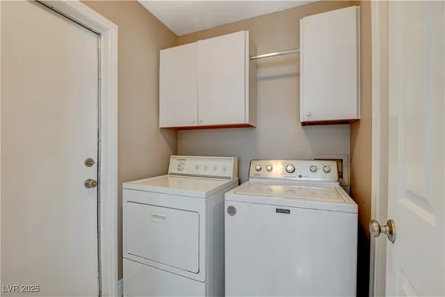 $1,994 | 1420 North Astronomy Circle, Las Vegas, NV 89128