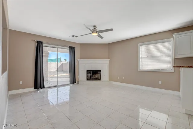 $1,994 | 1420 North Astronomy Circle, Las Vegas, NV 89128