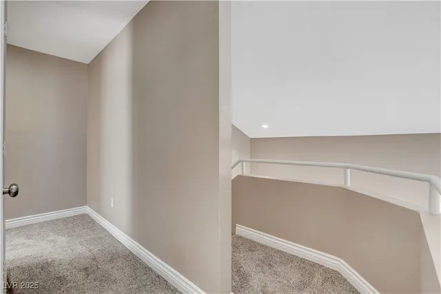 $1,994 | 1420 North Astronomy Circle, Las Vegas, NV 89128