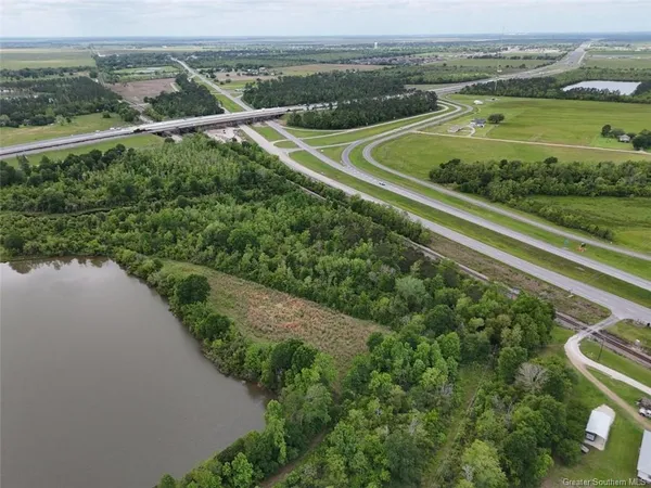 $649,740 | 165 Highway Iowa La, Iowa, LA 70647