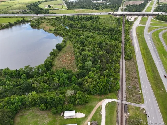 $649,740 | 165 Highway Iowa La, Iowa, LA 70647