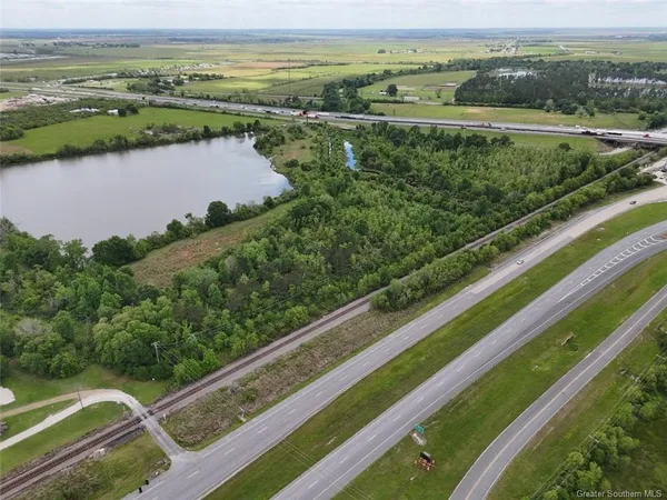 $649,740 | 165 Highway Iowa La, Iowa, LA 70647