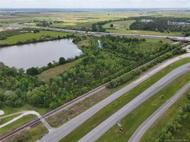 $649,740 | 165 Highway Iowa La, Iowa, LA 70647