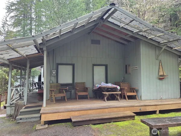 $280,000 | 10 Creek Court, Brinnon, WA 98320