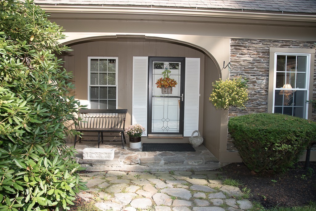 286 Northfield Road Lunenburg, MA 01462 - Photo 3 of 30 Gallery Image 3