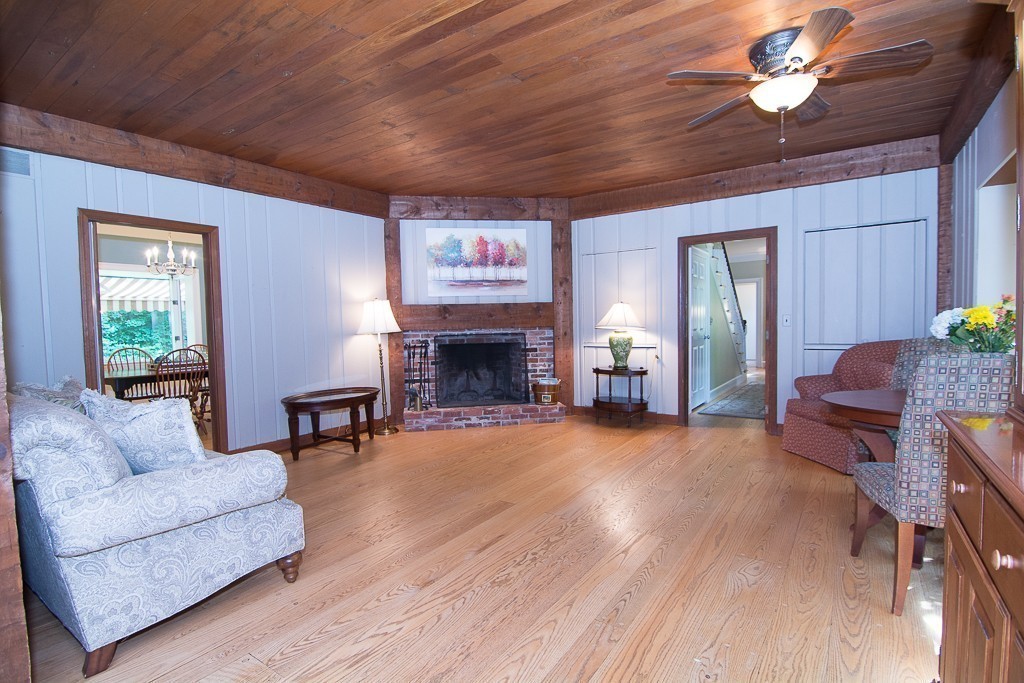 286 Northfield Road Lunenburg, MA 01462 - Photo 8 of 30 Gallery Image 8