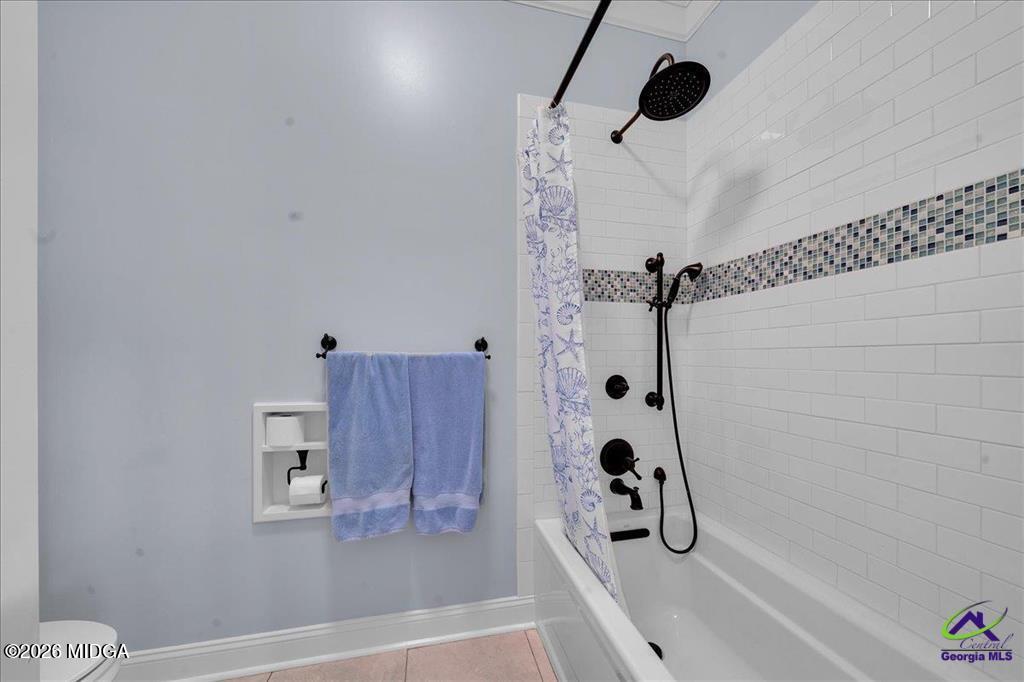 706 Orr Road Fort Valley, GA 31030 - Photo 47 of 50 a bathroom with a shower