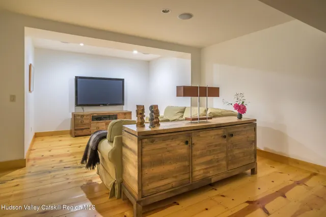 $3,850,000 | 350 Tory Hill Farm Road, Hillsdale, NY 12529