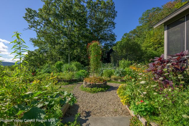 $3,850,000 | 350 Tory Hill Farm Road, Hillsdale, NY 12529