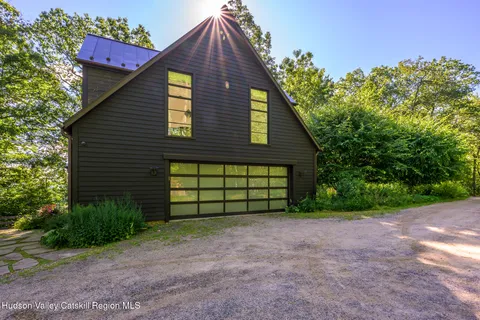 $3,995,000 | 350 Tory Hill Farm Road, Hillsdale, NY 12529