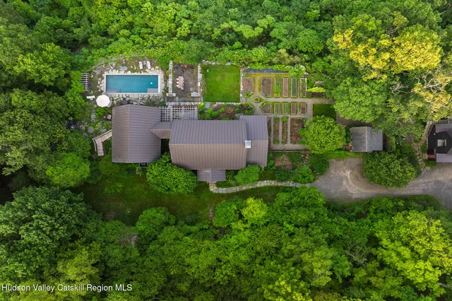 $3,850,000 | 350 Tory Hill Farm Road, Hillsdale, NY 12529