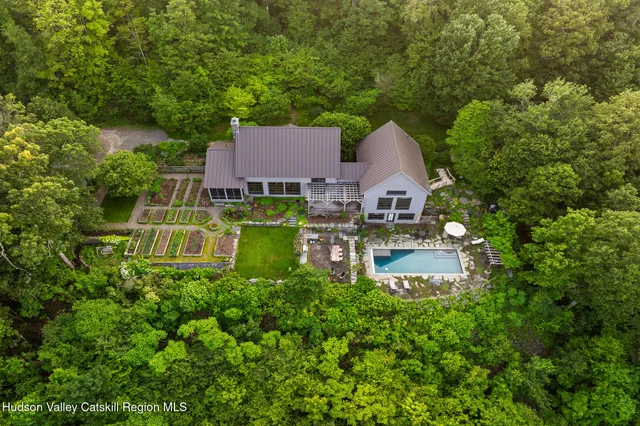 $3,850,000 | 350 Tory Hill Farm Road, Hillsdale, NY 12529