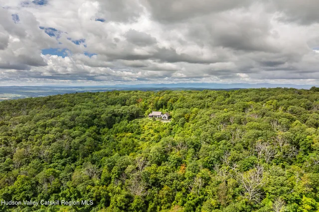 $3,850,000 | 350 Tory Hill Farm Road, Hillsdale, NY 12529