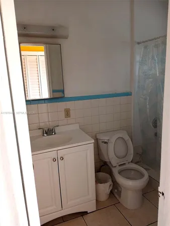 $1,000 | 505 Northwest 3rd Street, Unit 12, Dania Beach, FL 33004