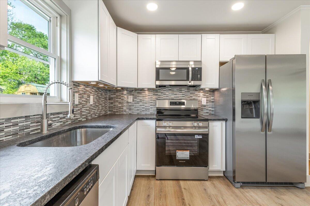 1636 North Chester Road Hixson, TN 37343 - Photo 10 of 27 10-IMG_0003