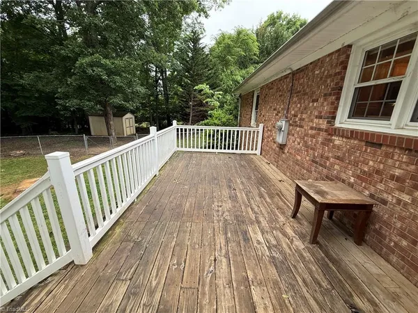 $2,000 | 1022 E. Sheraton Park Road, Pleasant Garden, NC 27313