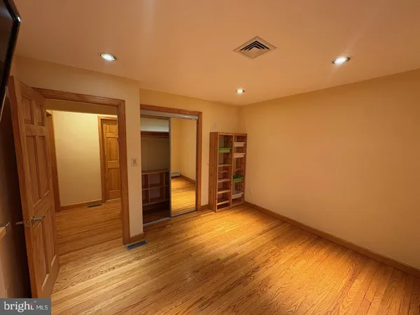 $2,850 | 1040 Indiana Avenue, Trenton, NJ 08638