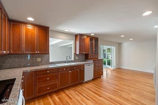 2201 Barnes Boulevard Reno, NV 89509 - Photo 12 of 42 large-019a0782-ee1d-72b7-8978-db9336963d