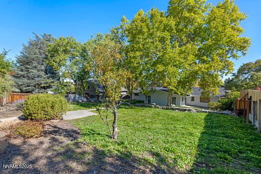 2201 Barnes Boulevard Reno, NV 89509 - Photo 32 of 42 large-019a0782-ebee-720f-b4e7-eb9376f6fc