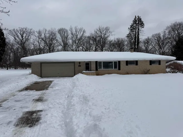 $249,900 | 1025 Joliet Drive, Niles, MI 49120