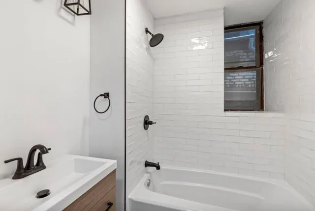 $2,000 | 427 John F. Kennedy Boulevard, Unit 1B, Bayonne, NJ 07002