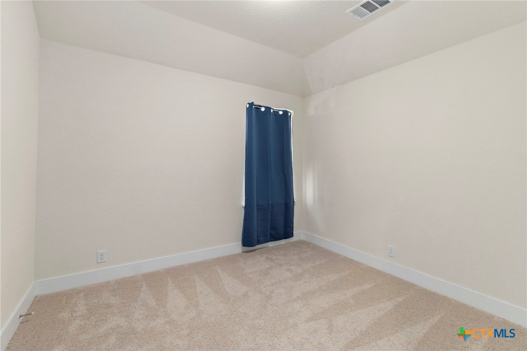 1845 Nettletree Road New Braunfels, TX 78132 - Photo 27 of 33 a view of an empty room