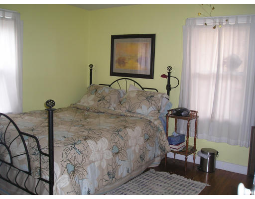 301 Harkness Avenue Springfield, MA 01118 - Photo 11 of 13
