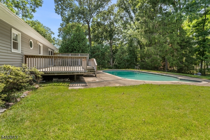 47 Ferncliff Road Morris Plains, NJ 07950 - Photo 31 of 33 Gallery Image 31
