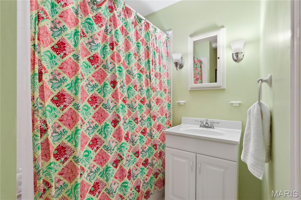 44 Willow Hill Road Ladue, MO 63124 - Photo 23 of 28 Gallery Image 23