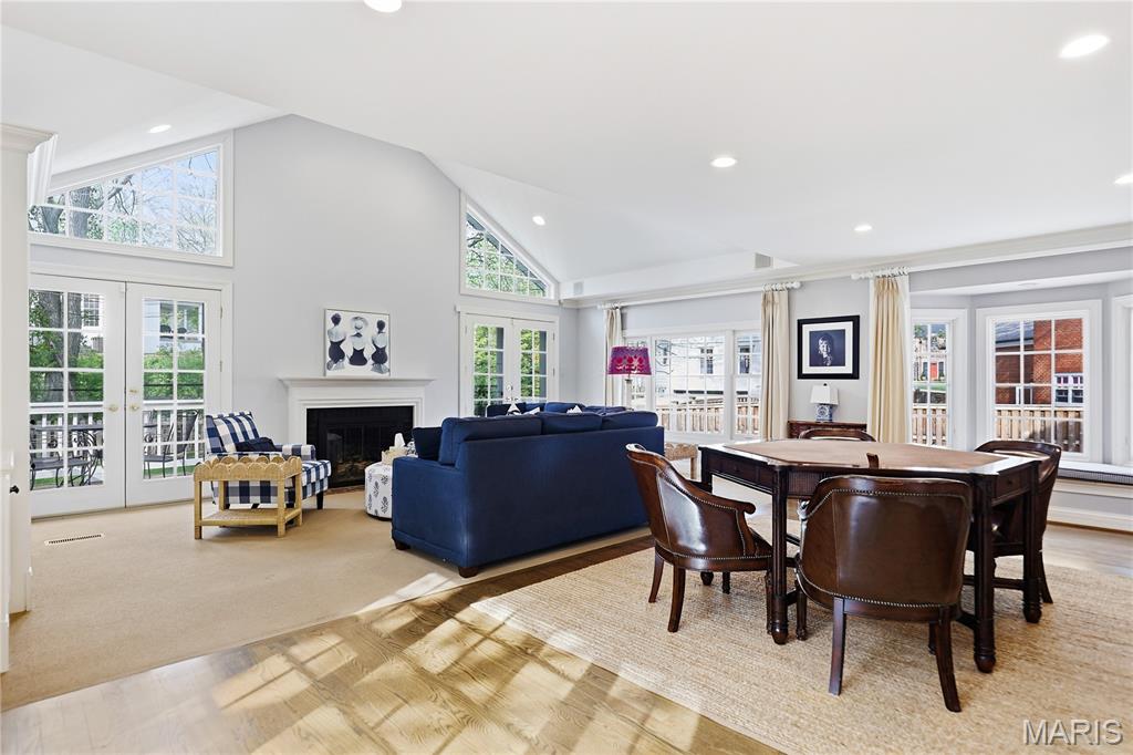 44 Willow Hill Road Ladue, MO 63124 - Photo 7 of 28 Gallery Image 7