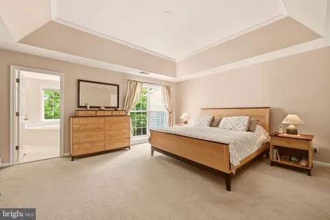 $825,000 | 4093 Oak Village Landing, Fairfax, VA 22033